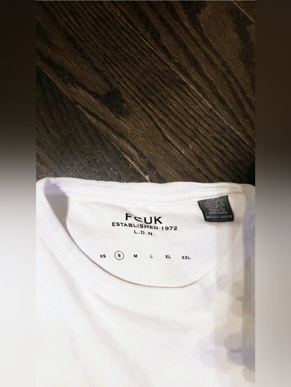 French Connection White Script-Logo Crewneck T-Shirt - Men FCUK T- SHIRT - Picture 2 of 7